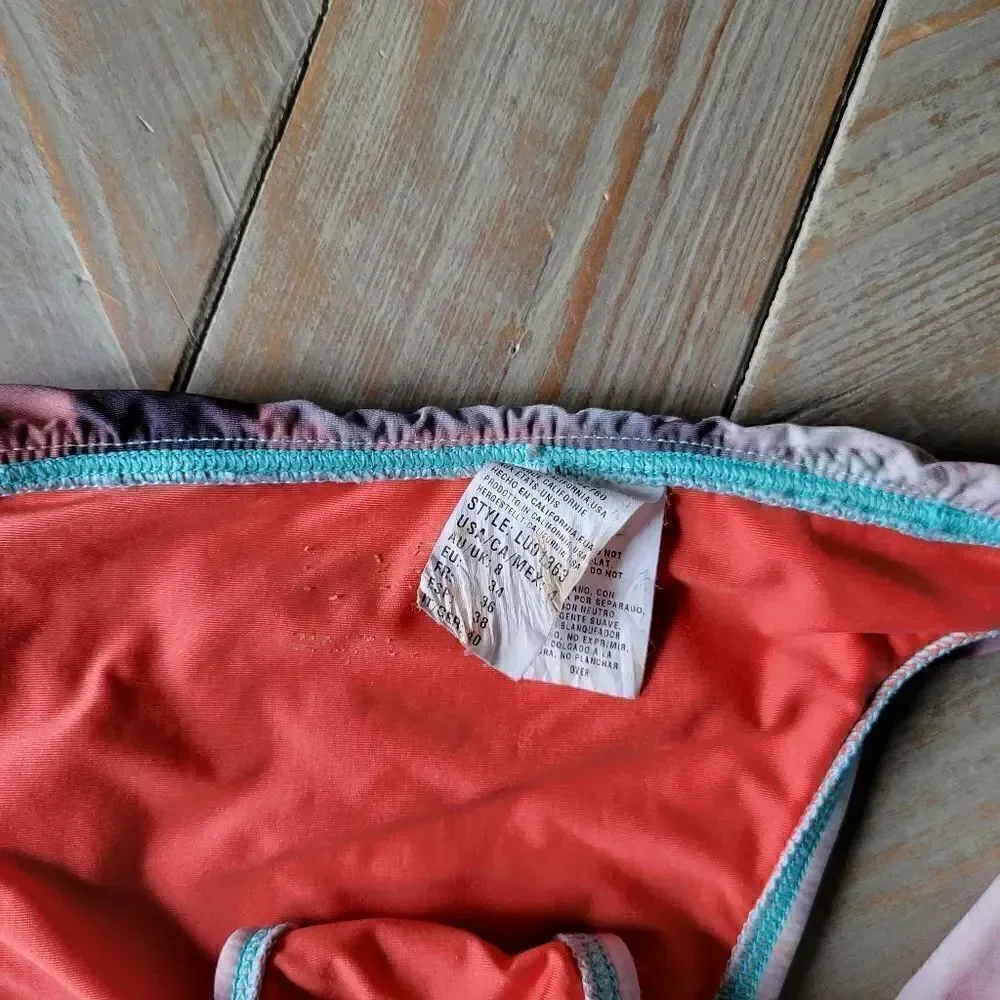 Bikini Luxe by Lisa Vogel 8 M